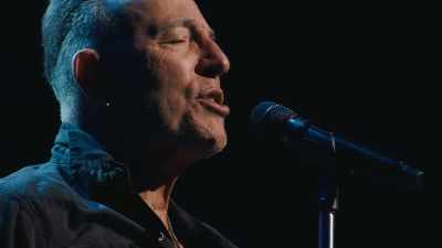 ♪ I took all the sunshine and rain ♪ - Road Diary: Bruce Springsteen and The E Street Band