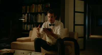 I tried to call,
but I couldn't get through. - The Square