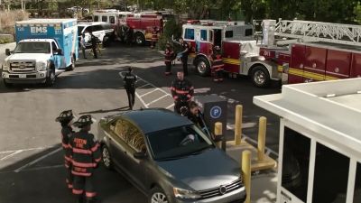 I tried to pull her out,
but the door was jammed. - 9-1-1: Lone Star