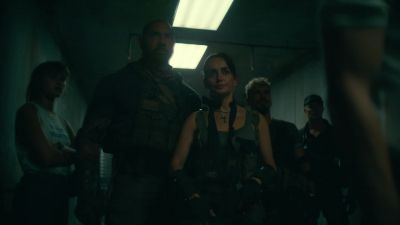 [triumphant music playing] - Army of the Dead