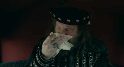 I trust you can prepare a proper poultice
for your lordship. - Catherine Called Birdy