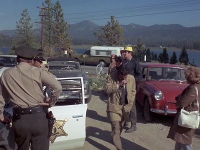 Uh, you a reporter? - Columbo