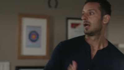 I, uh, I know
she wants to be left alone, - Deadly Ex Next Door