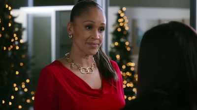 - I understand. I really do.
- Okay. - A Country Christmas Harmony