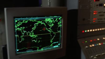I understand that, Captain. What
I need to know is: what do you see? - Stargate SG-1