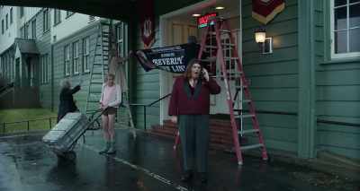 I understand that.
I'm letting them know right now. - An Evening with Beverly Luff Linn