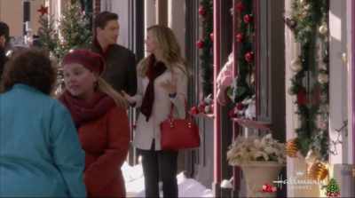 I was up until 2:00 a.m., but I think
I may be able to fill half a booth. - Christmas in Love