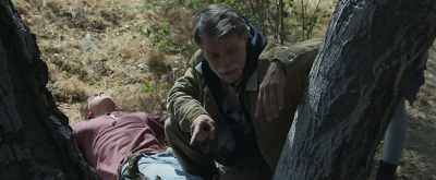 I use the saw to trap wolves and
for situations just like this. - Reed's Point