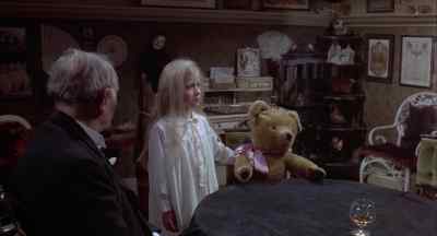 I used to have a
teddy bear like that
named William. - Whoever Slew Auntie Roo?