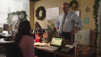 I used to think it was
tough young reporter - Christmas 9 to 5