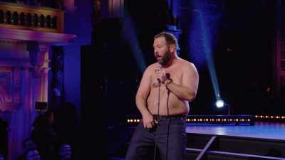 İş üstündeler ve yavaşça vuruyorlar. - Bert Kreischer: Secret Time