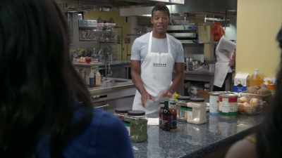 I ve started a lot
of grease fires in here, - Diagnosis Delicious