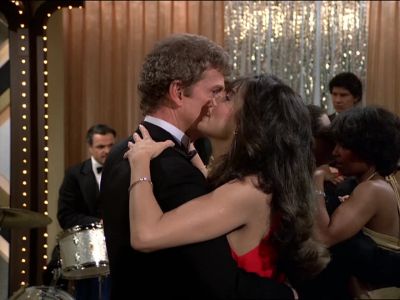 I wanna go out on
the promenade deck. - The Love Boat