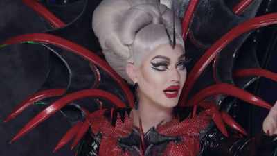 I wanna look at Erika, - The Boulet Brothers' Dragula: Titans