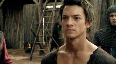 I wanna talk to the commander. - Legend of the Seeker