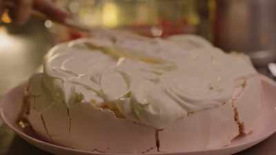 I want a few swirls and Eddies - Nigella: At My Table