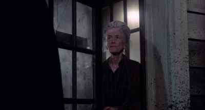 I want a room. - I, Monster