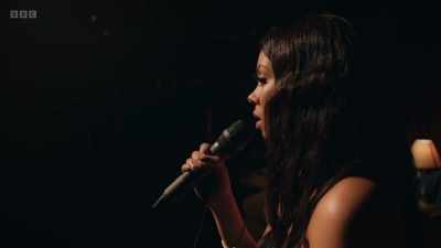 # I want to be loved - Mood