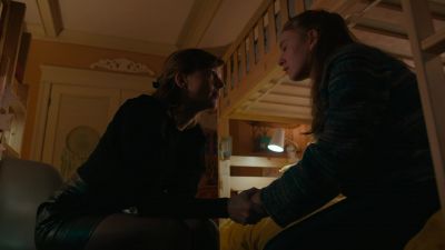 I want to believe you, Lynn. - Evil
