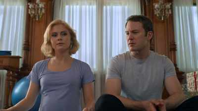 I want you both to lie back
and close your eyes. - A Christmas Prince: The Royal Baby
