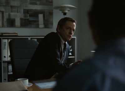 - I want Centre Zero.
- I'm sorry? - Sons