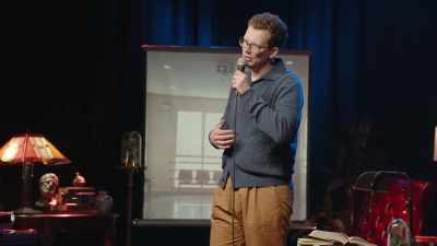 I want to check and see
if it's healing well, - Hank Green: Pissing Out Cancer