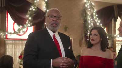 I want everyone to
join us downstairs - Christmas at the Holly Hotel
