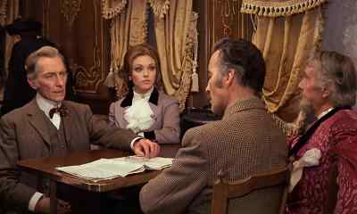 I want to help you. - Horror Express
