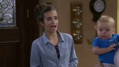 I want keratin treatment, extensions,
curls, highlights, volumizer. - Fuller House