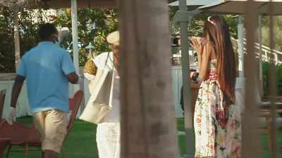 I want Lesa to go first
'cause she has no idea - The Real Housewives of Dubai