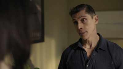-I want my money.
-You stole from her. - My Life Is on the Line