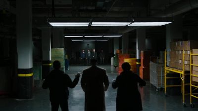 I want to see hands. - Law & Order: Organized Crime