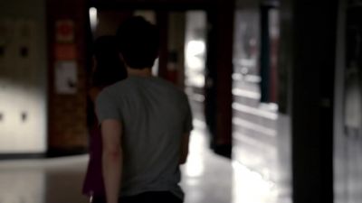 I want to show you something.
Come on. - The Vampire Diaries