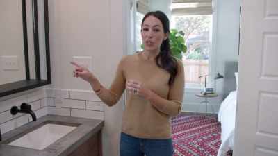 I want to show you
the studio, - Fixer Upper: Behind the Design
