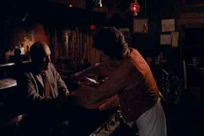 I want to talk to  Sinclair.
Jake Menner sent me. - The Outfit