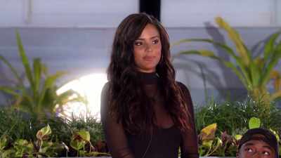 >> I WANT THE COUPLE UP WITH
THIS BOY BECAUSE... - Love Island