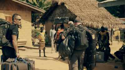 I WANT TO HEAD
TO MY NEXT EYEWITNESS, - Expedition Mungo