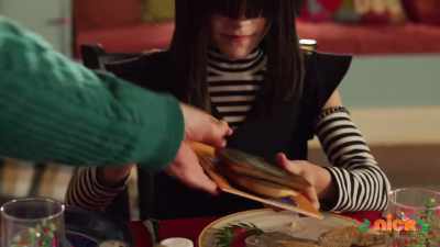 - I want toast.
- The darkness suits me. - A Loud House Christmas