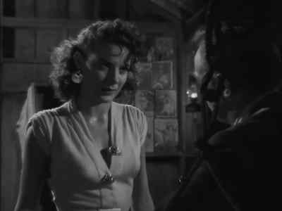 I want my wallet. - Pickup on South Street