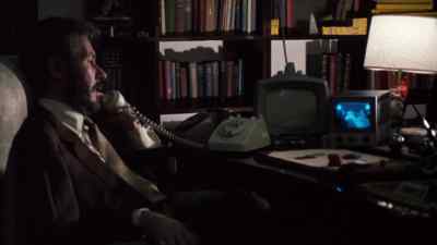 I want you to listen
very carefully. - Get Carter