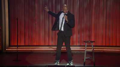 I want you to see this wall
right here before you go." - Marlon Wayans Presents: The Headliners