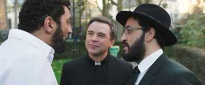I wanted to ask you something, Moncef.
- Go ahead, friend. - Coexister