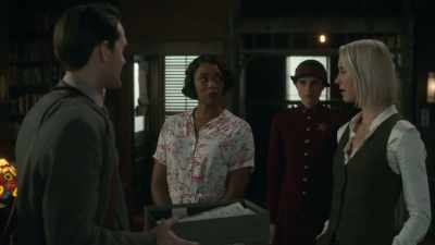 I wanted to help. - Frankie Drake Mysteries