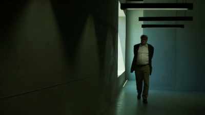 I wanted to talk to you - Inside the Mind of a Con Artist