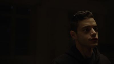 I wanted to tell you I'm sorry. - Mr. Robot