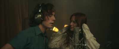 - I wanted to tell you...
- Daisy, look, - Daisy Jones & the Six