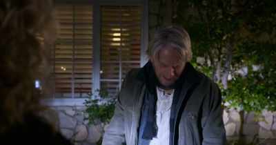 I wanted to tell you
that I'm sorry - The Kominsky Method