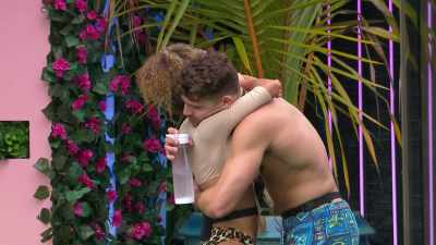 >> I WANTED TO TELL YOU. - Love Island
