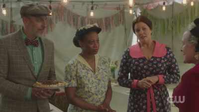 I wanted you to be
the first to know, - A Waltons Thanksgiving