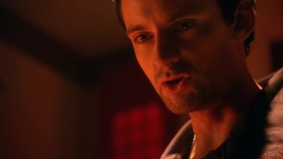 I wanted you to join me
on this new earth. - Smallville